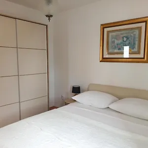 Kristy Apartament